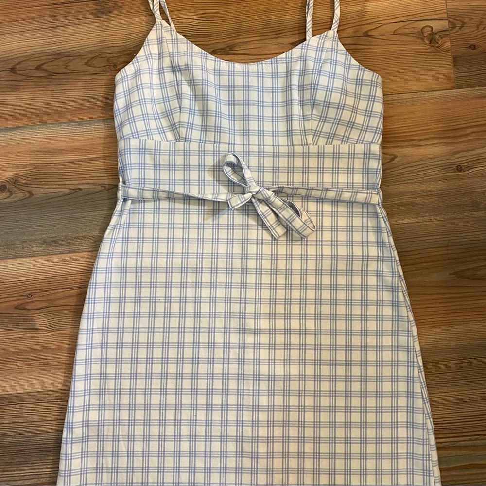 colleen plaid dress brandy melville white and blue